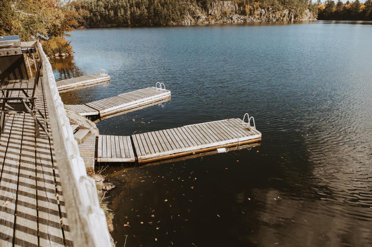 Lang Lake Resort Espanola 외부 사진