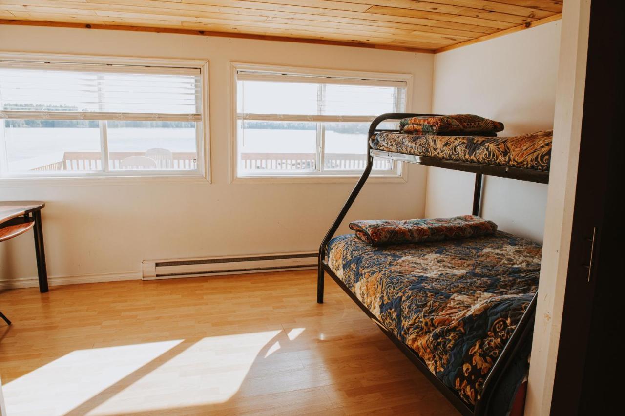 Lang Lake Resort Espanola 외부 사진