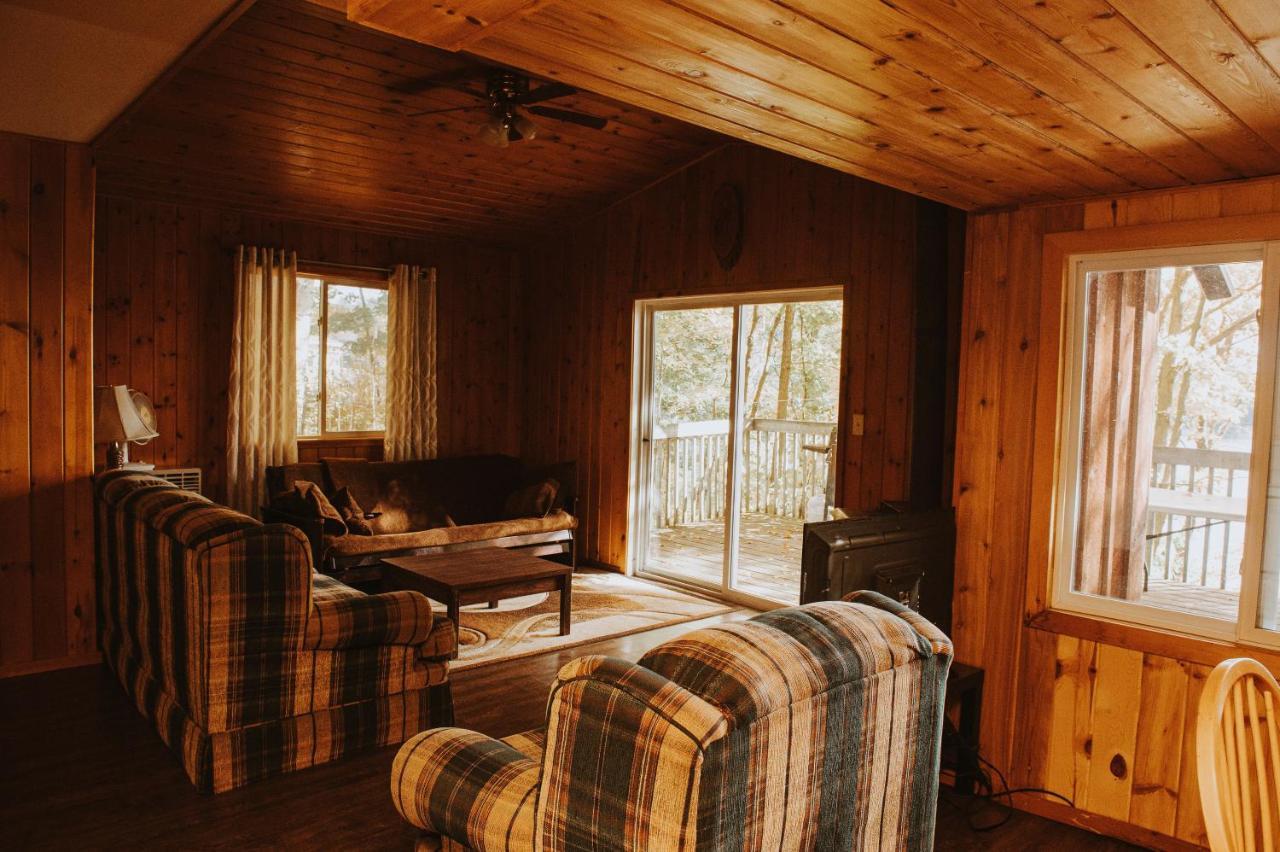 Lang Lake Resort Espanola 외부 사진