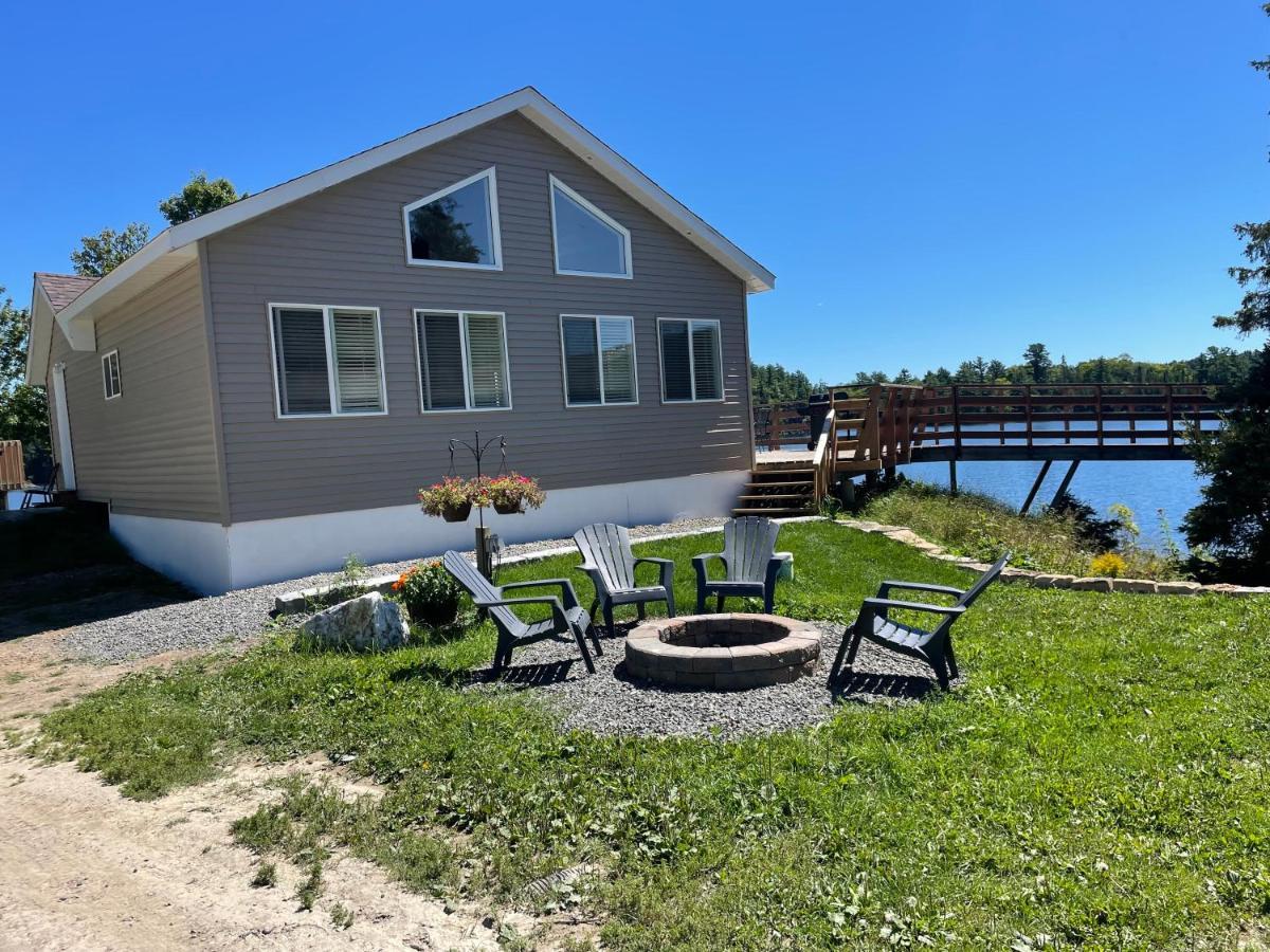 Lang Lake Resort Espanola 외부 사진