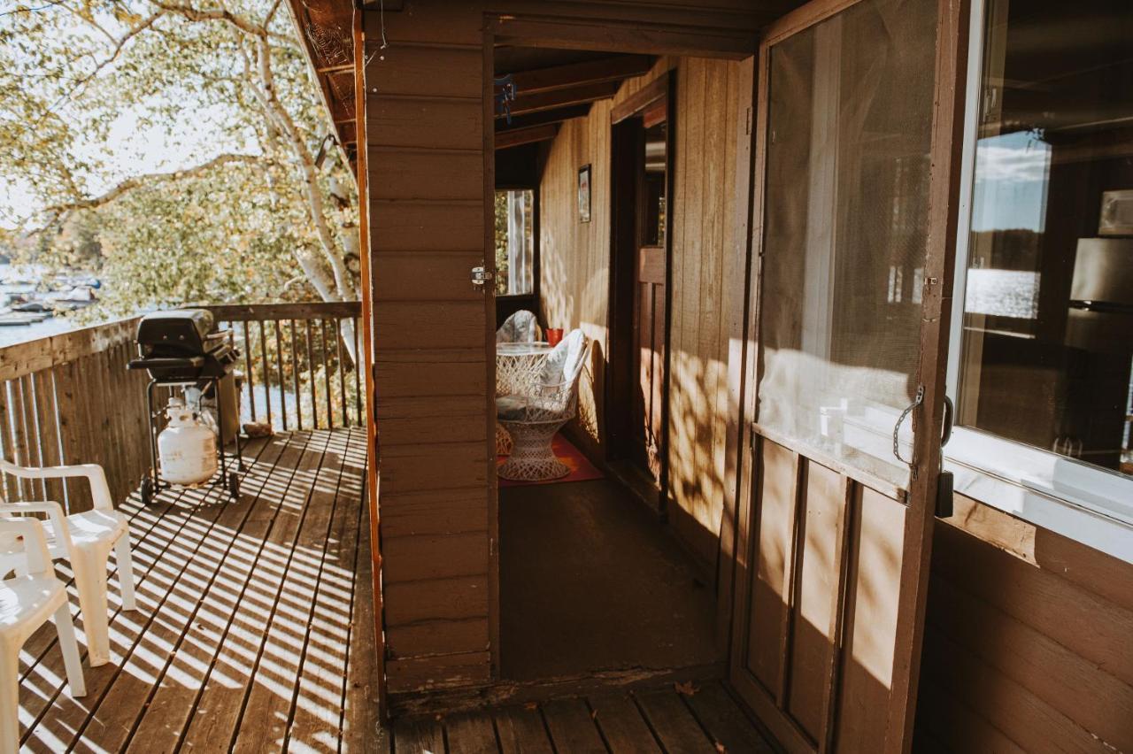 Lang Lake Resort Espanola 외부 사진